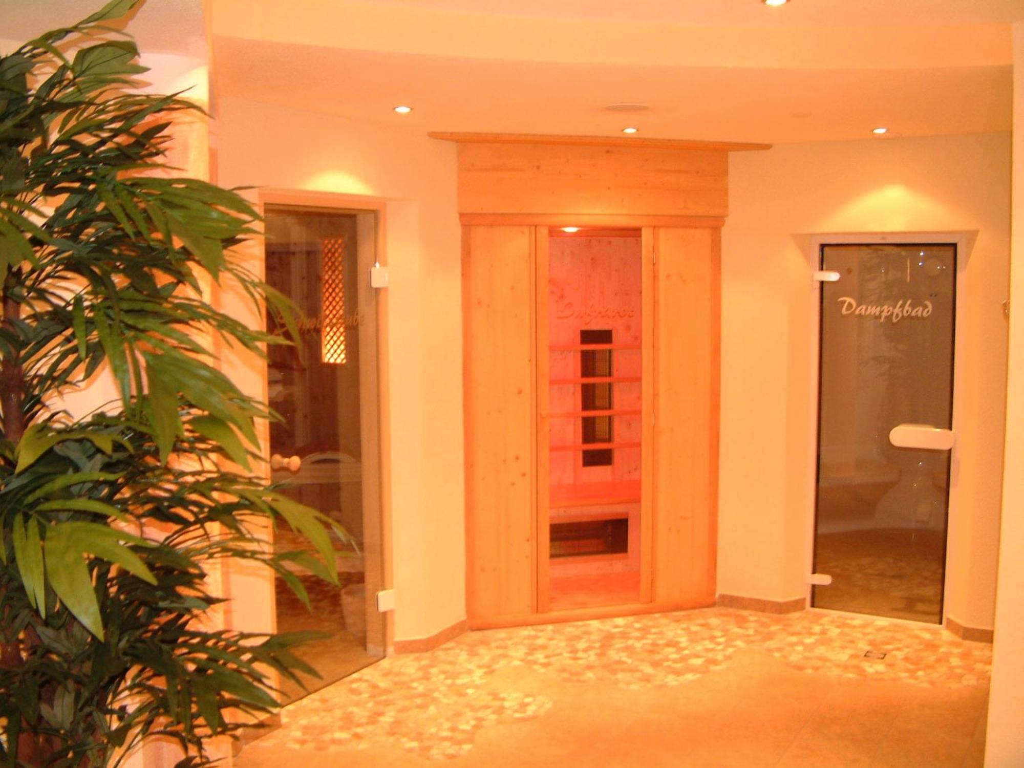 Garni Mathonerhof Hotel Ischgl Buitenkant foto